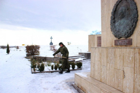 Военнослужащие российской военной базы ЮВО в Армении приведут в порядок воинские мемориалы и памятники