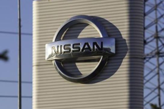 Nissan  2022    12 .    