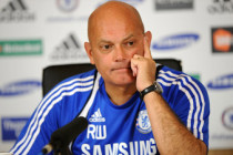 Guus Hiddink wants Ray Wilkins for Chelsea