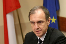 Polish Minister of Defence resigns