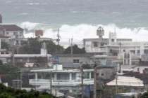 Typhoon kills at least 10 in Japan