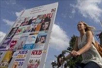 Conservative Dutch leader Mark Rutte wins in the elections