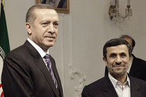 Erdogan, Ahmadinejad meet in Baku