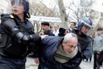 Police arrest over 40 activists in Azerbaijan 