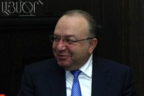 Zhoghovurd: What is Armenian health minister doing? 