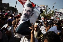 Egypt 'to begin breaking up' pro-Morsi protest camps