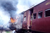 15 people have die after being hit by an express train in India 