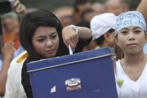 Cambodia opposition rallies in push for poll probe