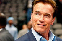 Schwarzenegger to Reunite with James Cameron for Avatar 2?