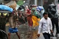 India braces for Cyclone Phailin