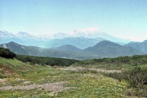 Kamchatka volcano spews ash 5km into air