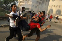 Egyptian police disperse pro-Morsi students at Al-Azhar