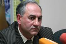 Hraparak: HHK wants to sue Zaruhi Postanjian 