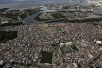 Brazil troops in Rio slum operation before World Cup