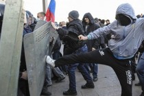 Ukraine: Pro-Russians storm offices in Donetsk, Luhansk, Kharkiv