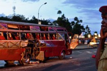 Kenya buses hit by deadly twin blasts in Nairobi