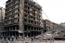 Syria conflict: Huge blast 'destroys Aleppo hotel'