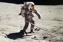 Traces of another world found on the Moon