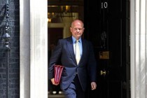 Hague quits as UK foreign secretary