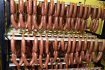 Denmark links 12 listeria deaths to pork sausage