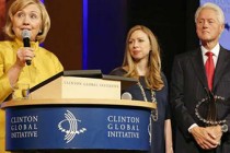 Bill Clinton and Hillary Clinton become grandparents