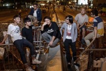 Hong Kong students call for protests as talks cancelled