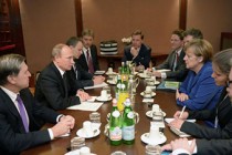 Putin, Merkel discuss implementation of Minsk agreements