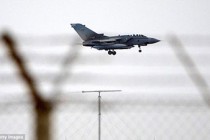 France says air strikes take out weapons arsenal in Iraq