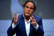 US director Oliver Stone wants to make Putin film