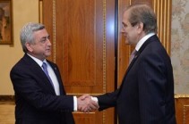 Serzh Sargsyan receives Chairman of EDB Management Board