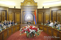 Armenia’s PM receives diplomats accredited in Georgia