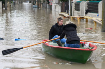 France weather: Red alert as flash floods kill six in south-west