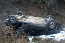 Three people die in Artsakh after car fells from gorge into the river