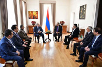 President Sarkissian meets with ARF-D Bureau members