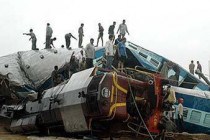 Indian passenger train derails leaving dozens killed and injured