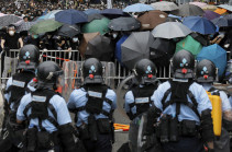 Hong Kong extradition: Police and protesters clash