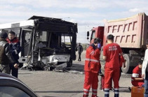 В Нур-Султане более 20 человек пострадали в ДТП с автобусом