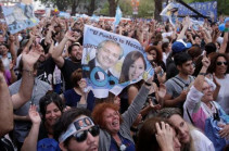 Argentina election: Centre-left Alberto Fernández wins presidency