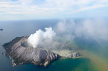 White Island volcano: NZ police plan to recover bodies on Friday