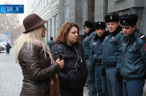 Mothers of lost newborns gather outside Prosecutor General’s Office demanding Razmik Abrahamyan’s arrest