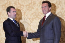 Schwarzenegger welcomes President Medvedev in San Francisco