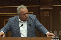 Sasun Mikayelyan says he will drop his mandate if Marukyan does so