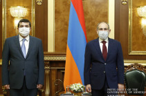 First official meeting held between Nikol Pashinyan and Arayik Haroutunyan in Yerevan