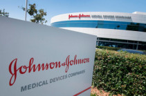 Johnson & Johnson-ը վաճառքից հանելու է կոսմետիկան, որը մաշկի գույնը բացացնում է