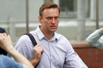 Navalny can come back to Russia at any time, Kremlin says