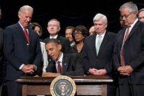 Barack Obama signs Financial Stability Act into law