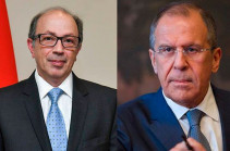 Armenian, Russian FMs hold phone conversation