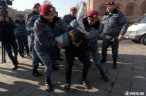 Полиция задержала 5 участников акции протеста против подорожания выплат по ОСАГО