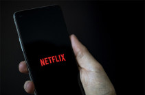 Netflix приостанавливает работу на территории России