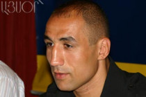 Arthur Abraham comments upon Froch injury 